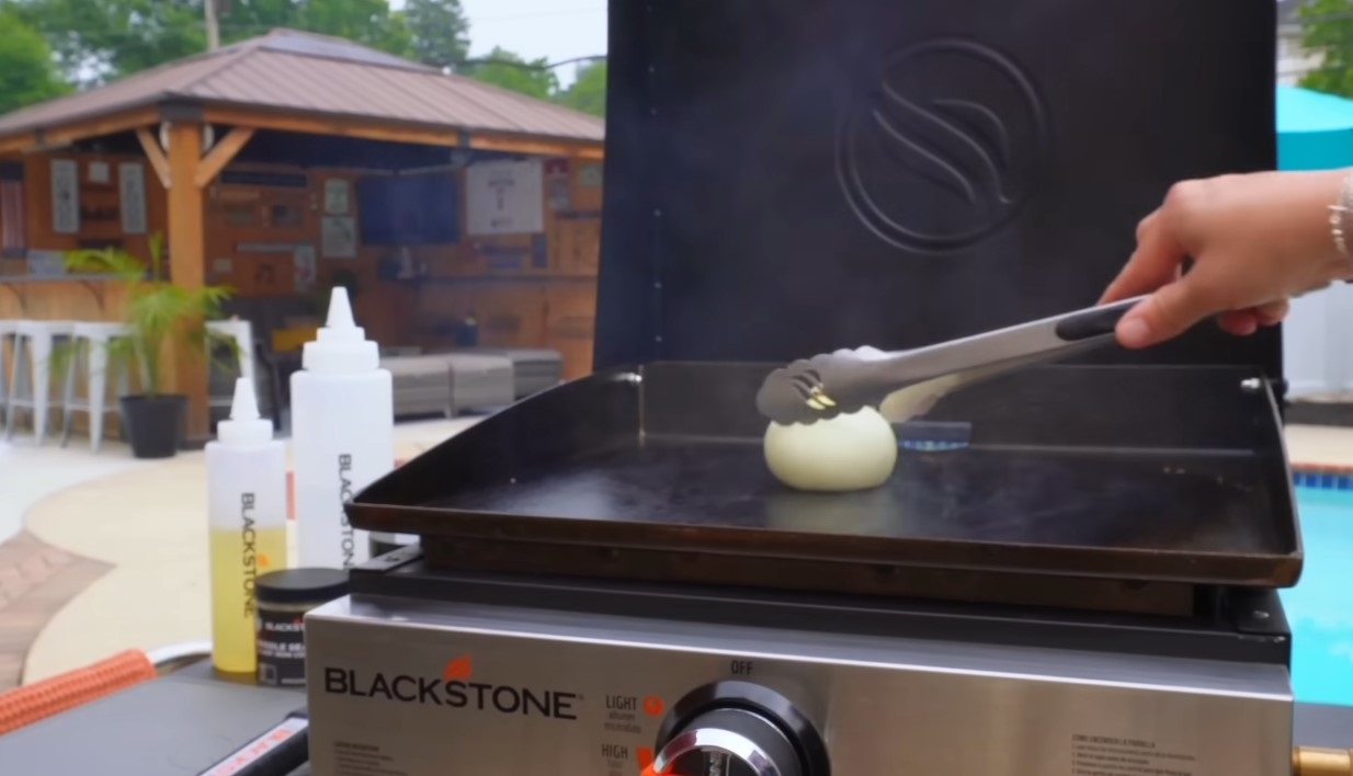 how to cook on a Blackstone Griddle
