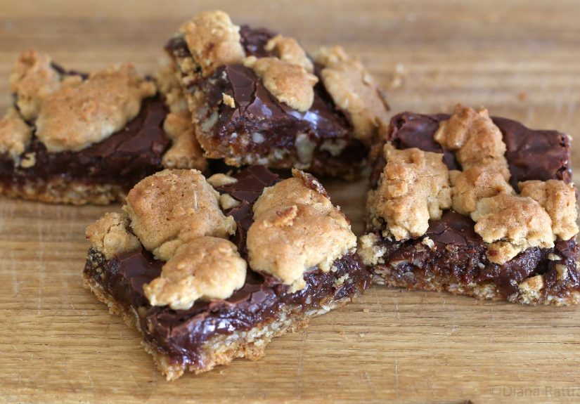 Chocolate Oatmeal Bars Recipe