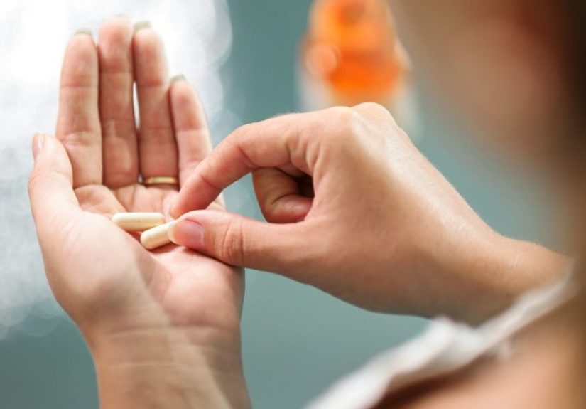 DHEA Supplements: Benefits, Uses, Side Effects and Dosage