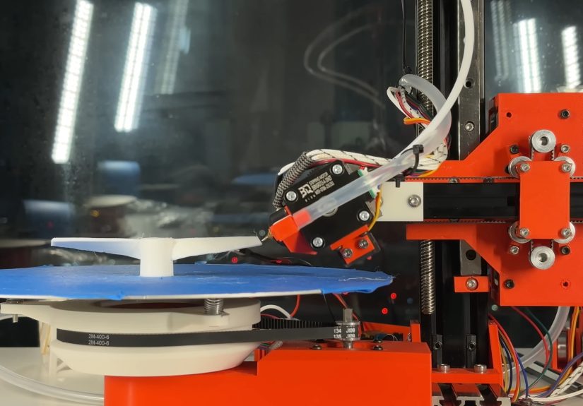 Unique 3D Printer Has A Print Head With A Twist