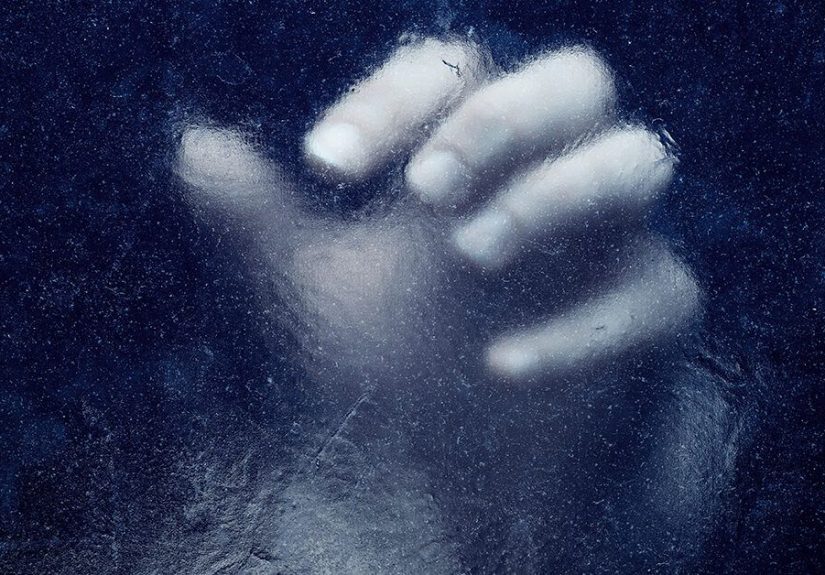 Are You Emotionally Numb? Symptoms and Possible Meanings