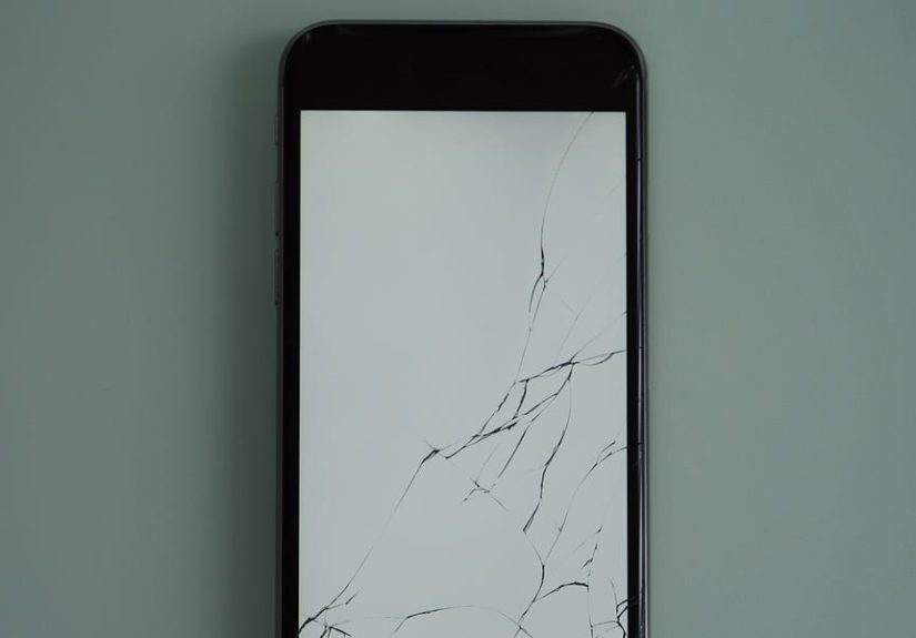 How to Repair Your Phone’s Cracked Screen: DIY Tricks, Pro Repairs