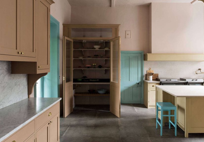 Kitchen of the Week: An Unexpected Palette in a Custom Kitchen Designed by Inglis Hall