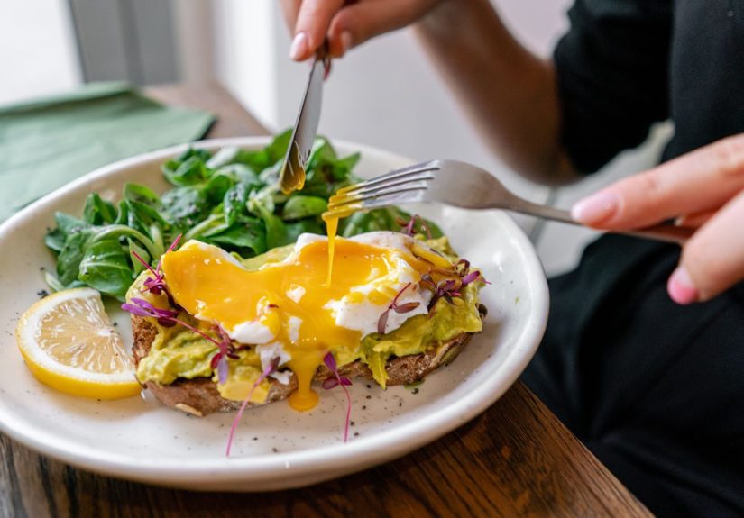 10 Iron-Packed Foods for Combating Anemia and Low Energy