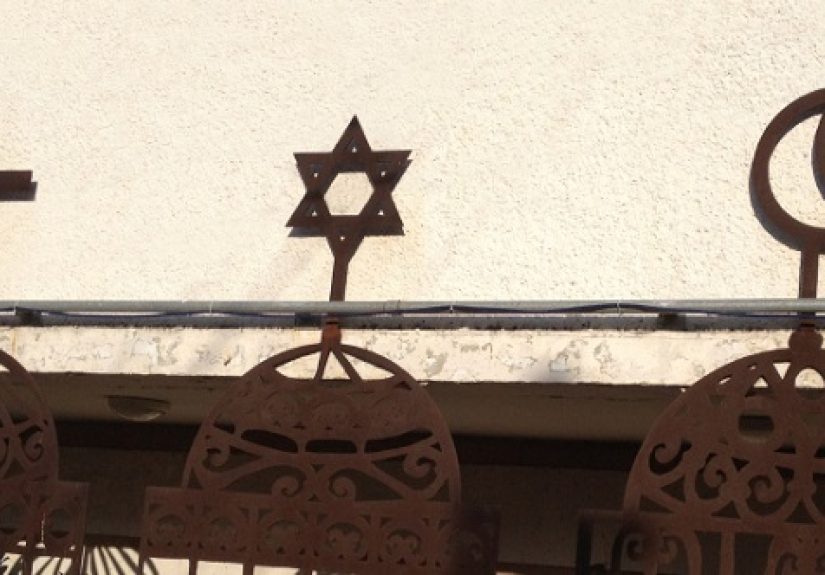 10 Times Christians, Jews & Muslims Rescued Each Other