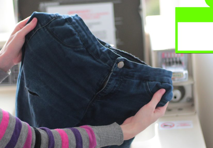 3 Ways to Make Distressed Jeans