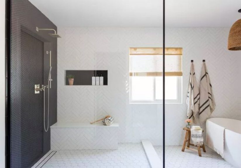36 Beautiful and Timeless Bathrooms With Hexagon Tile Floors