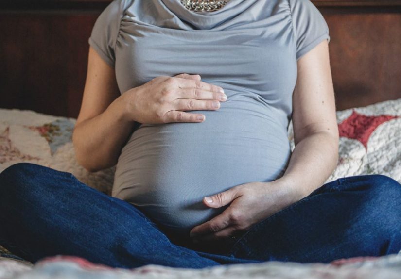 6 Telltale Signs of Labor