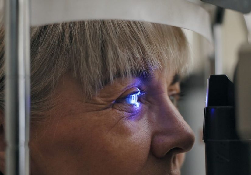 Central Vision Loss: Causes, Symptoms, and Treatment