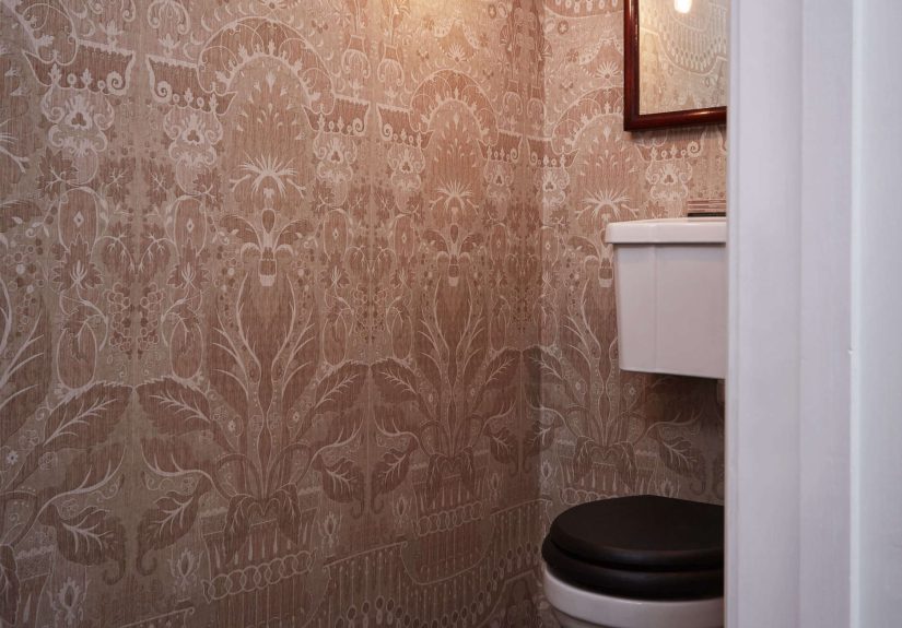 RW Wooden Toilet Seat and Cover
