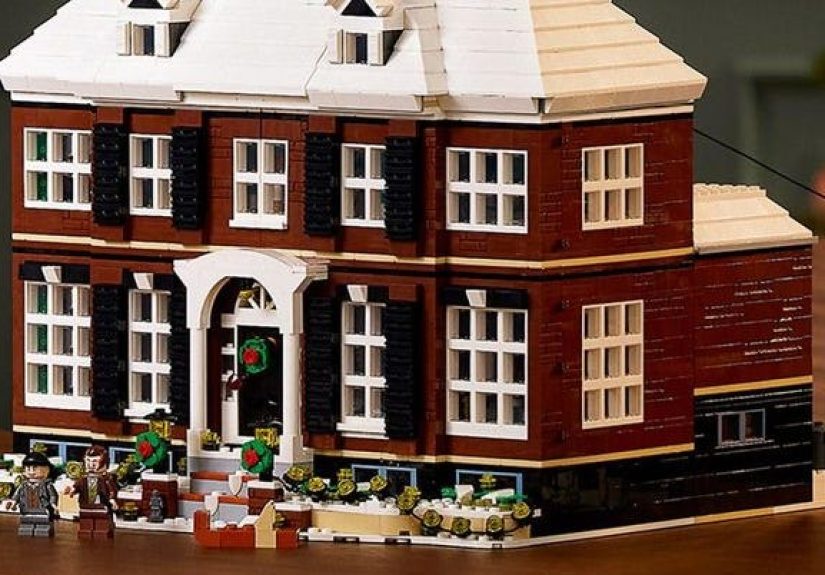15 Best Christmas Village Sets for a Festive Home in 2024