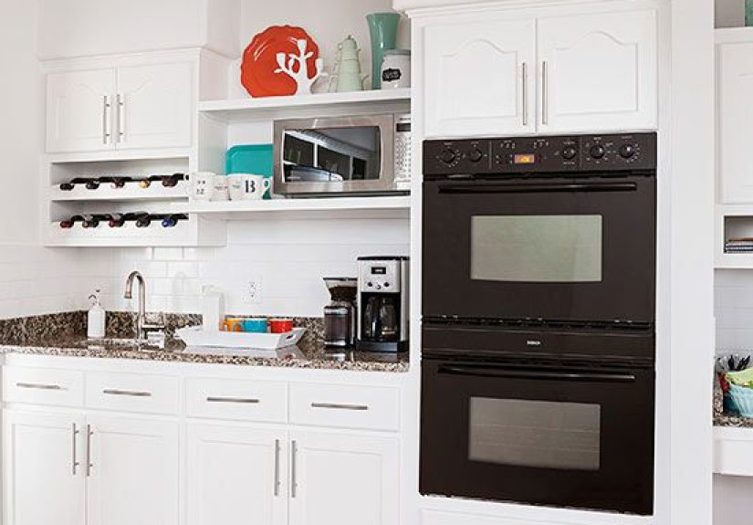 16 Ideas for Decorating Above Kitchen Cabinets