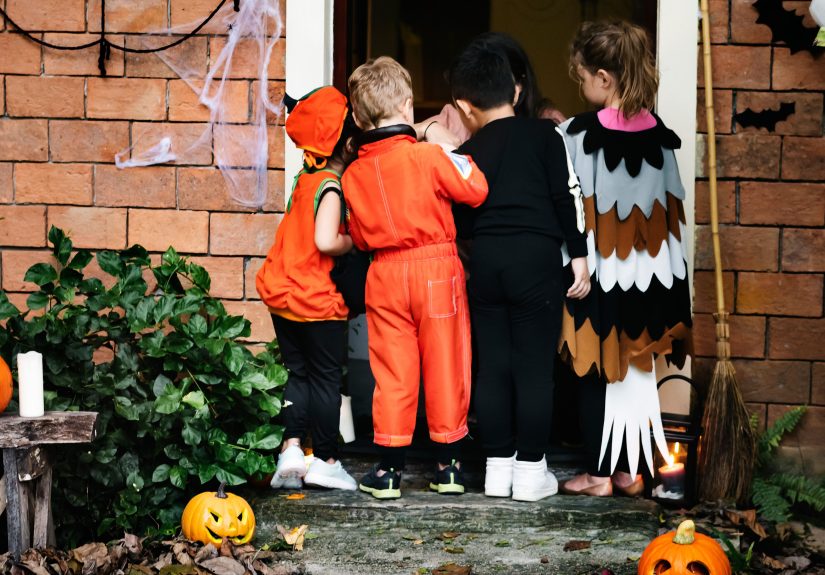 7 Unspoken Trick-or-Treat Etiquette Rules You Should Follow