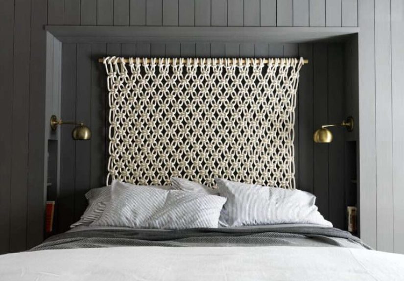 Isaac Plug-In Sconce Brass - Short Arm