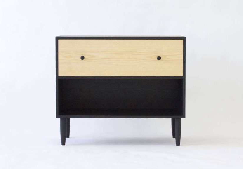 Kroft’s Nightstand 003