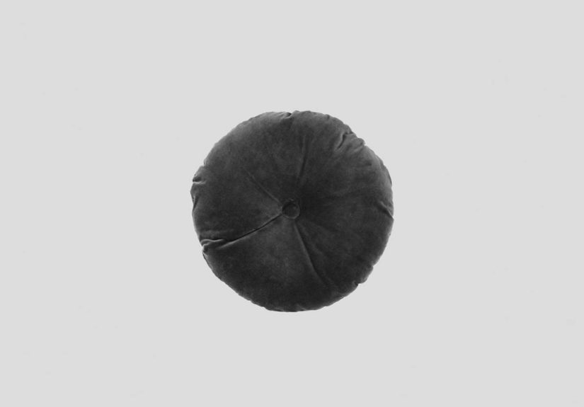 Mansion Velvet Round Cushion