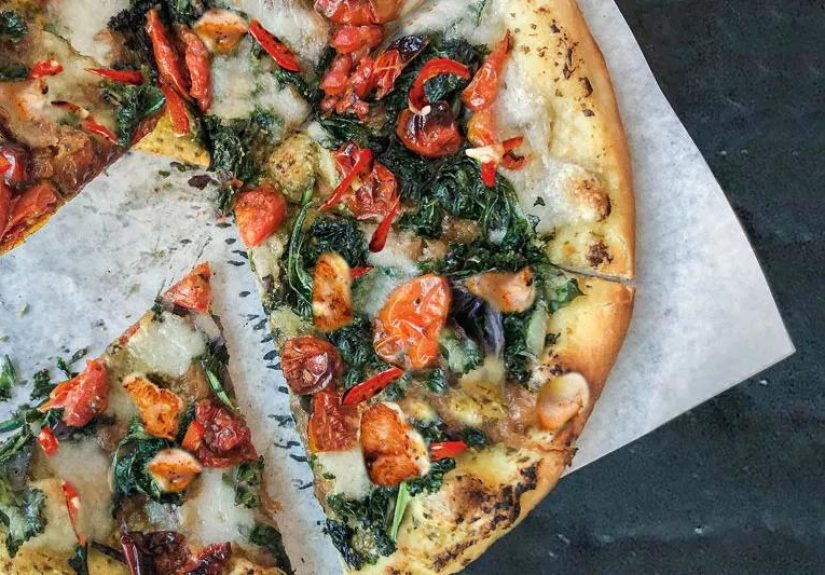 Recipe: Grilled Chicken Pesto Pizza