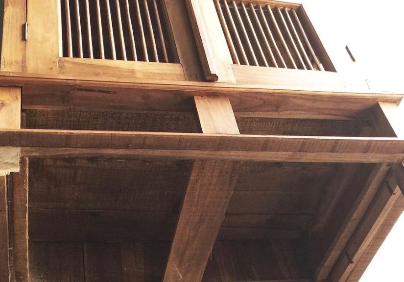 TV Cabinet Makeover : Vertical Unit to Horizontal Media Center