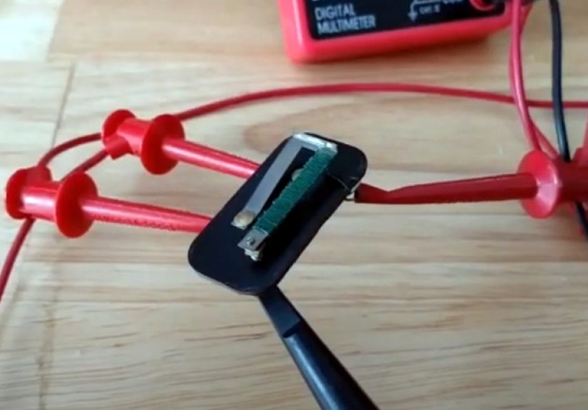 Dissecting A Mechanical Voltage Regulator