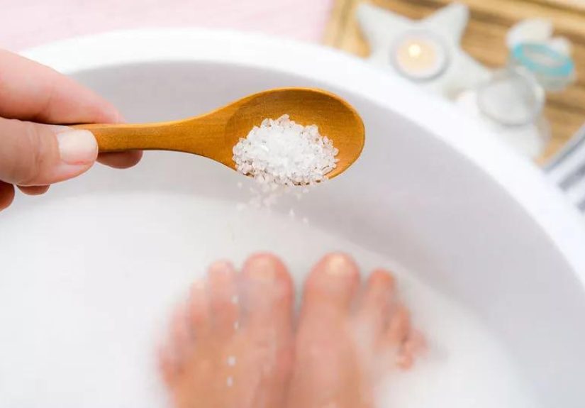 Epsom Salt: Potential Benefits and How to Use It
