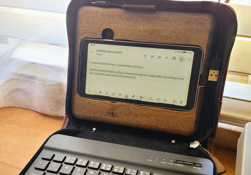 Foliodeck Squeezes A Writerdeck Into A Planner