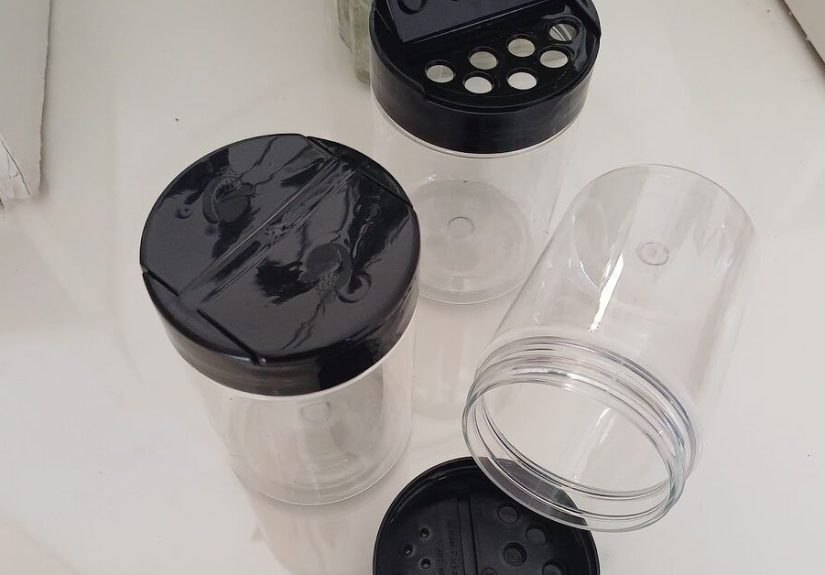 How to Create a Homemade Fly Repellent