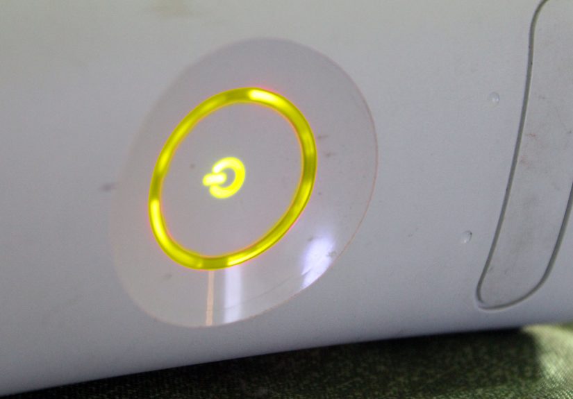 How to Do the Xbox 360 Towel Trick: 7 Steps